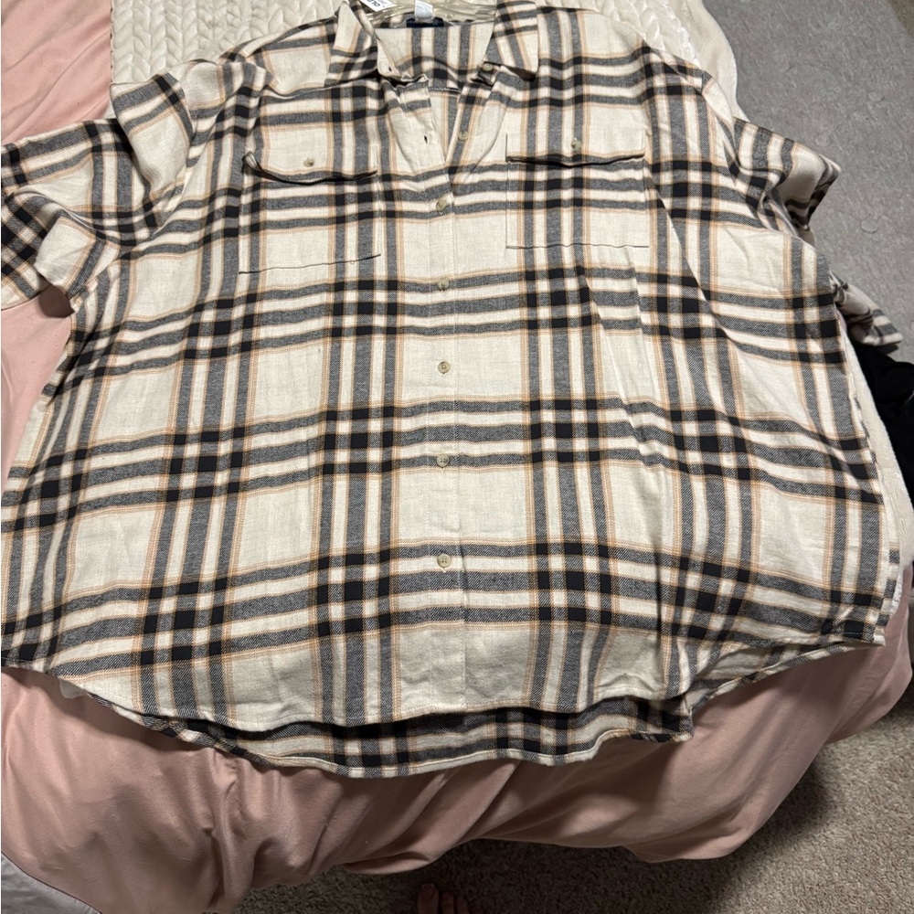 Old Navy Men's Casual Plaid Shirt - Cream and Black